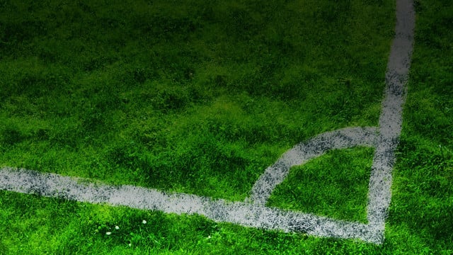 Don't Pass Up the Best Sports Games for iOS